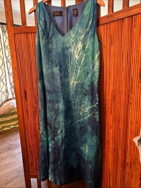 Dana Buchman Teal, Navy Light Blue V-Neck Sleeveless Midi Dress